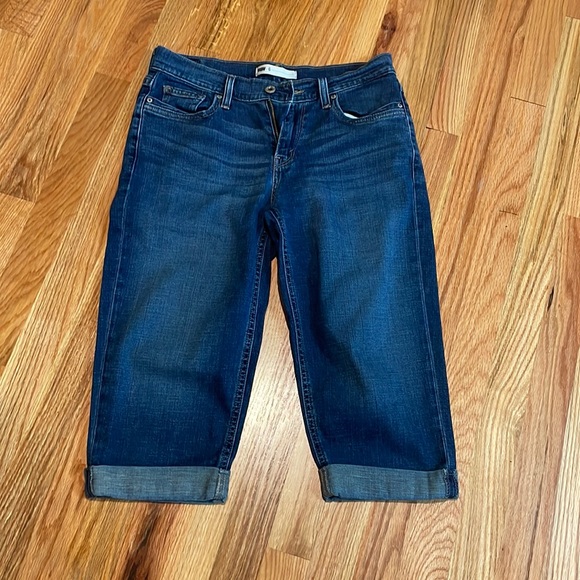 Levi’s crops size 6 - Picture 1 of 4